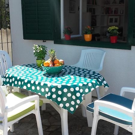 Holiday Home Pavarotti Supetar Extérieur photo