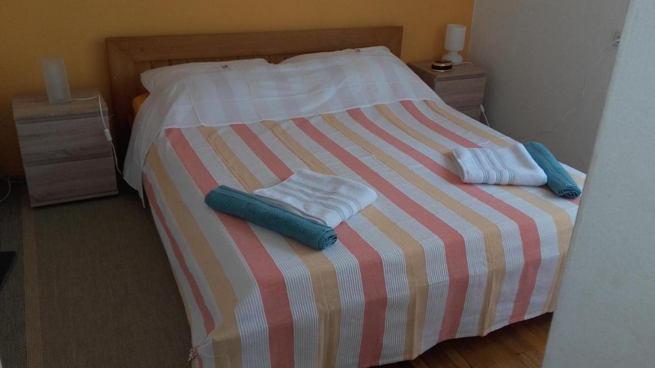 Holiday Home Pavarotti Supetar Extérieur photo