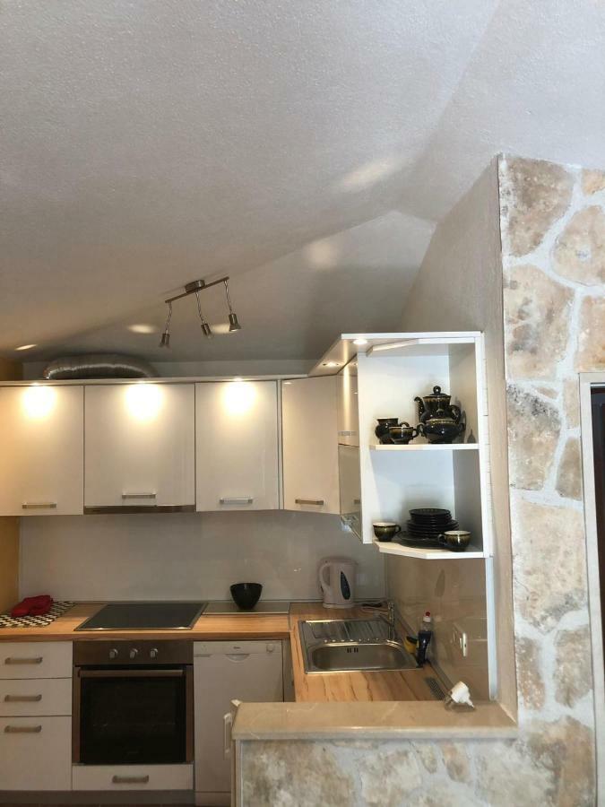 Holiday Home Pavarotti Supetar Extérieur photo